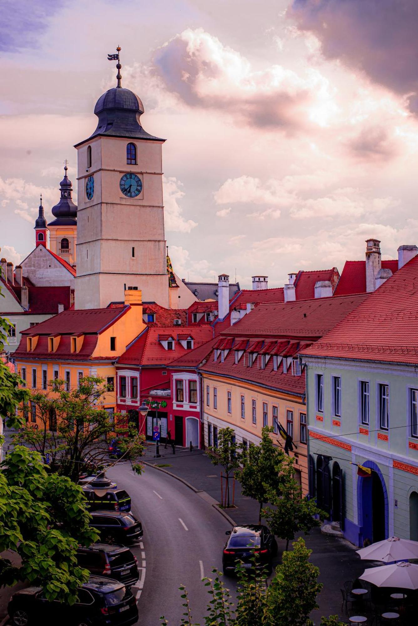 Favst Old Square Apartment Sibiu Bagian luar foto